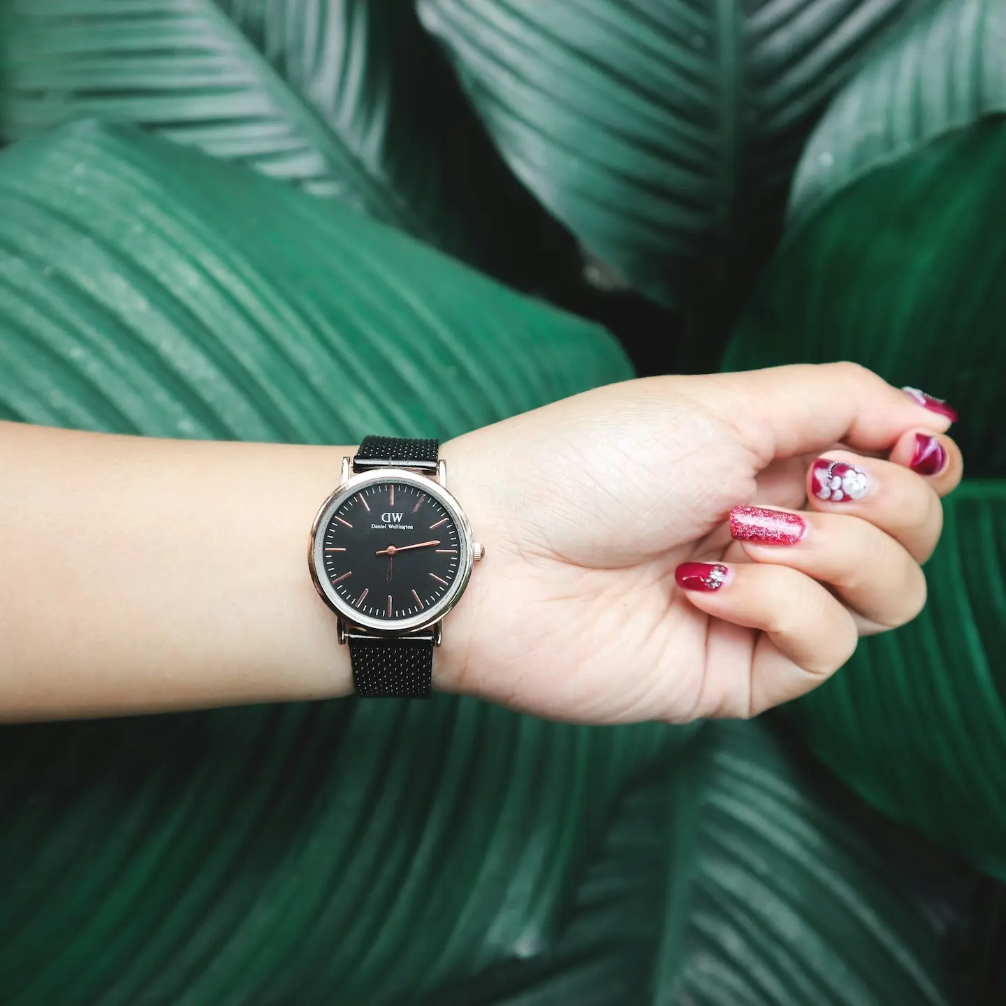 How to Photograph Clothes & Bags to Sell Faster Online (and at a Higher Price)